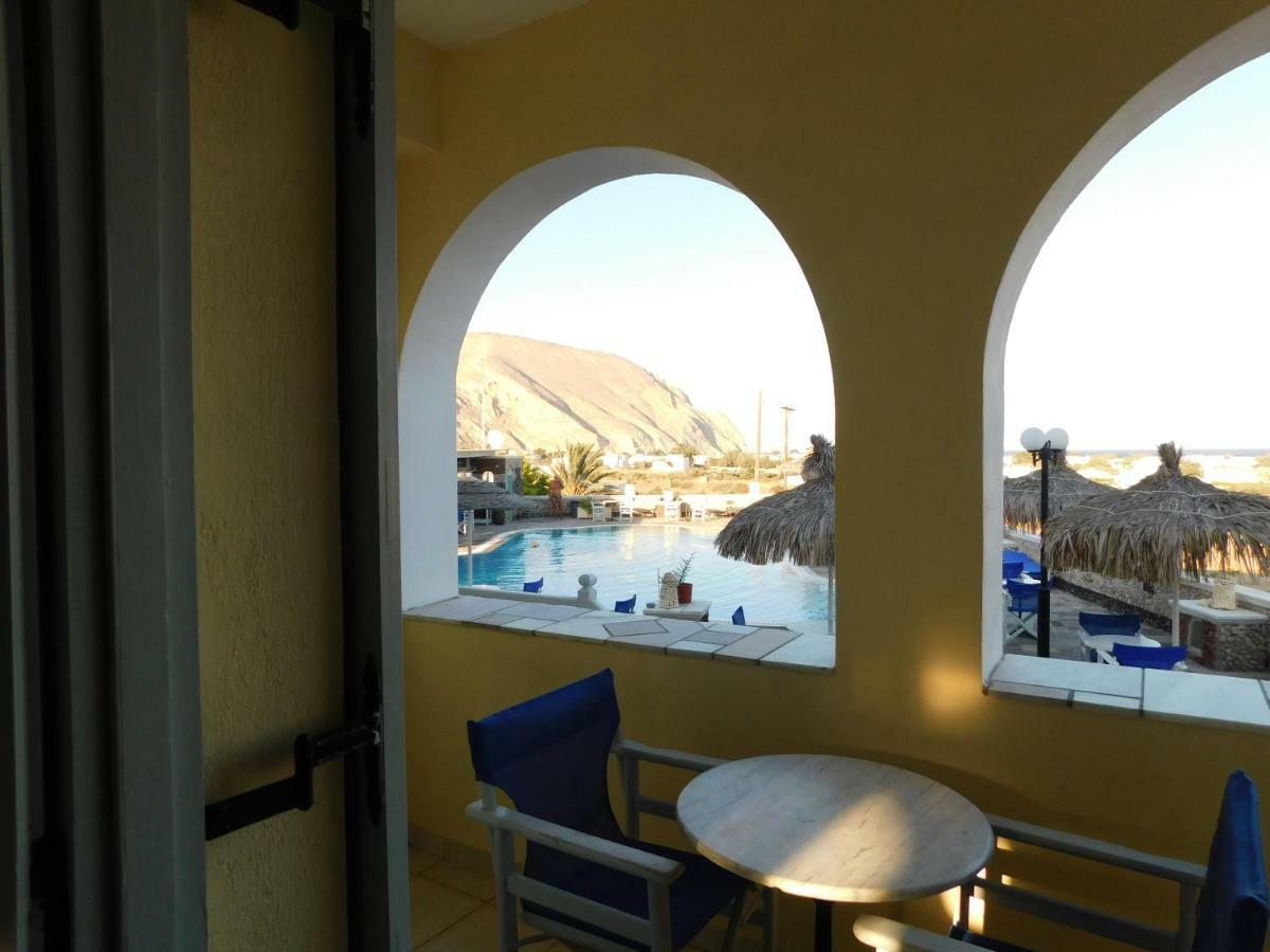 Hotel Sea Side Perivolos Esterno foto
